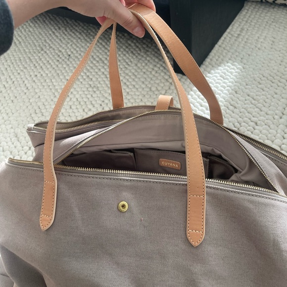 Cuyana Beige Weekender Canvas Tote Bag with Tan Handles - Picture 8 of 10